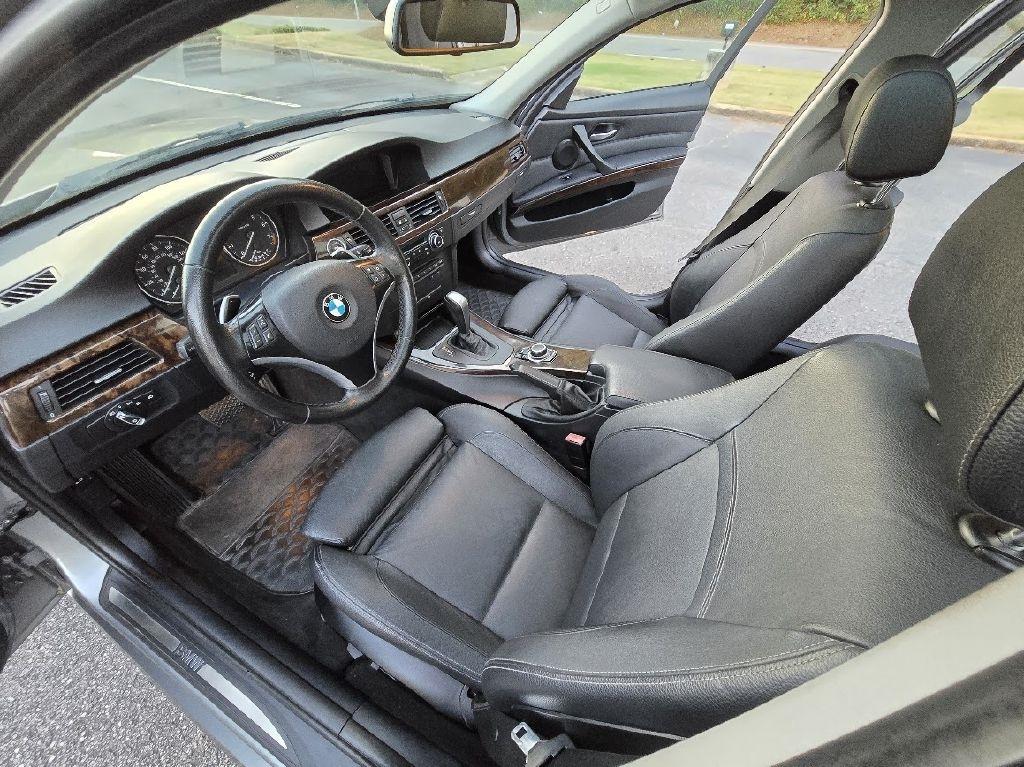BMW 3-Series Sport Wagon 328i xDrive 2011