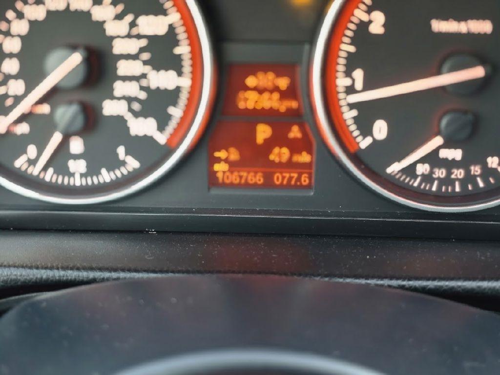 BMW 3-Series Sport Wagon 328i xDrive 2011