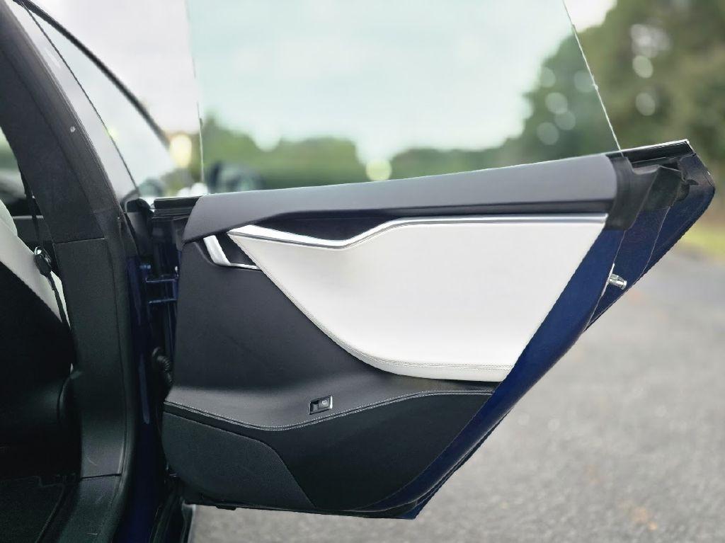 Tesla Model S 100D 2018