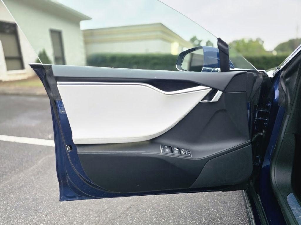 Tesla Model S 100D 2018