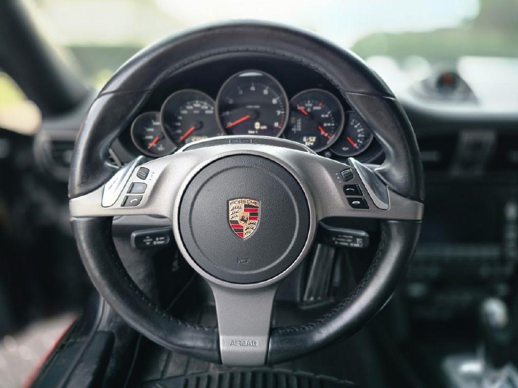 Porsche 911 Carrera Coupe 2009