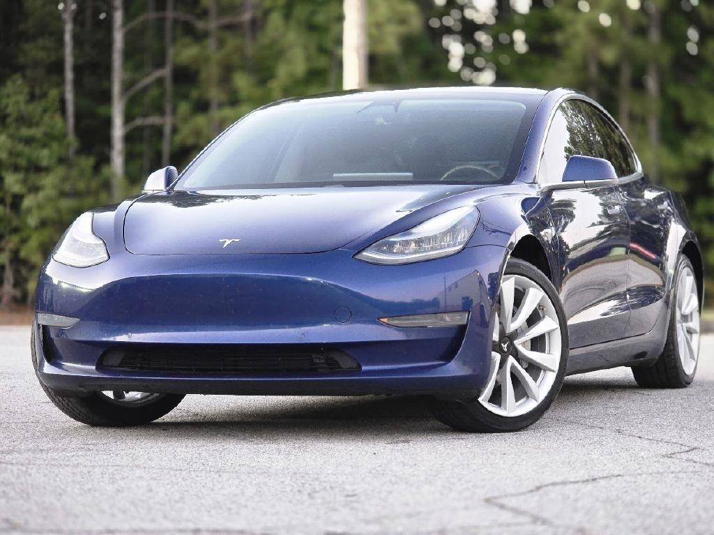2019 Tesla Model 3 Mid Range