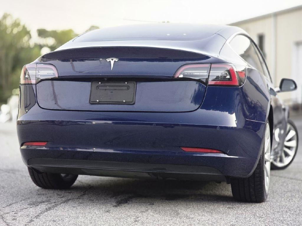 Tesla Model 3 Mid Range 2019