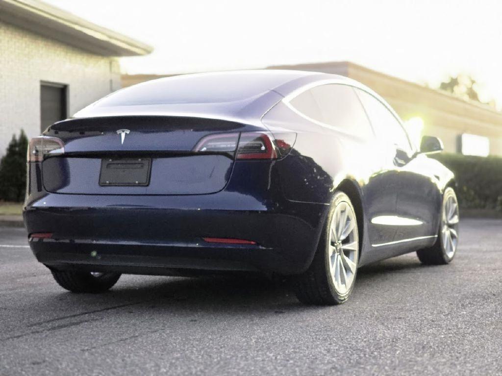 Tesla Model 3 Mid Range 2019