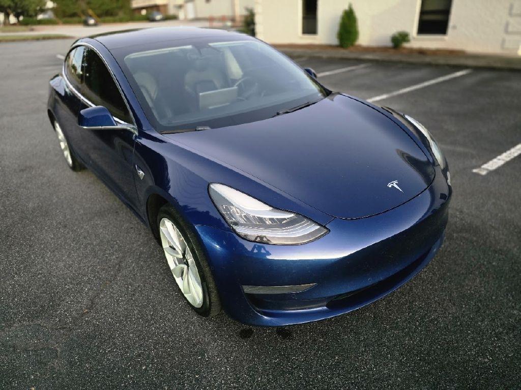 Tesla Model 3 Mid Range 2019