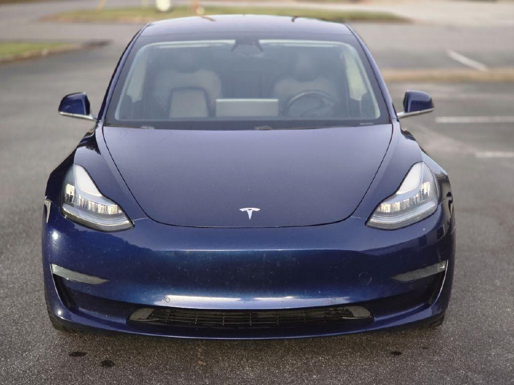 Tesla Model 3 Mid Range 2019