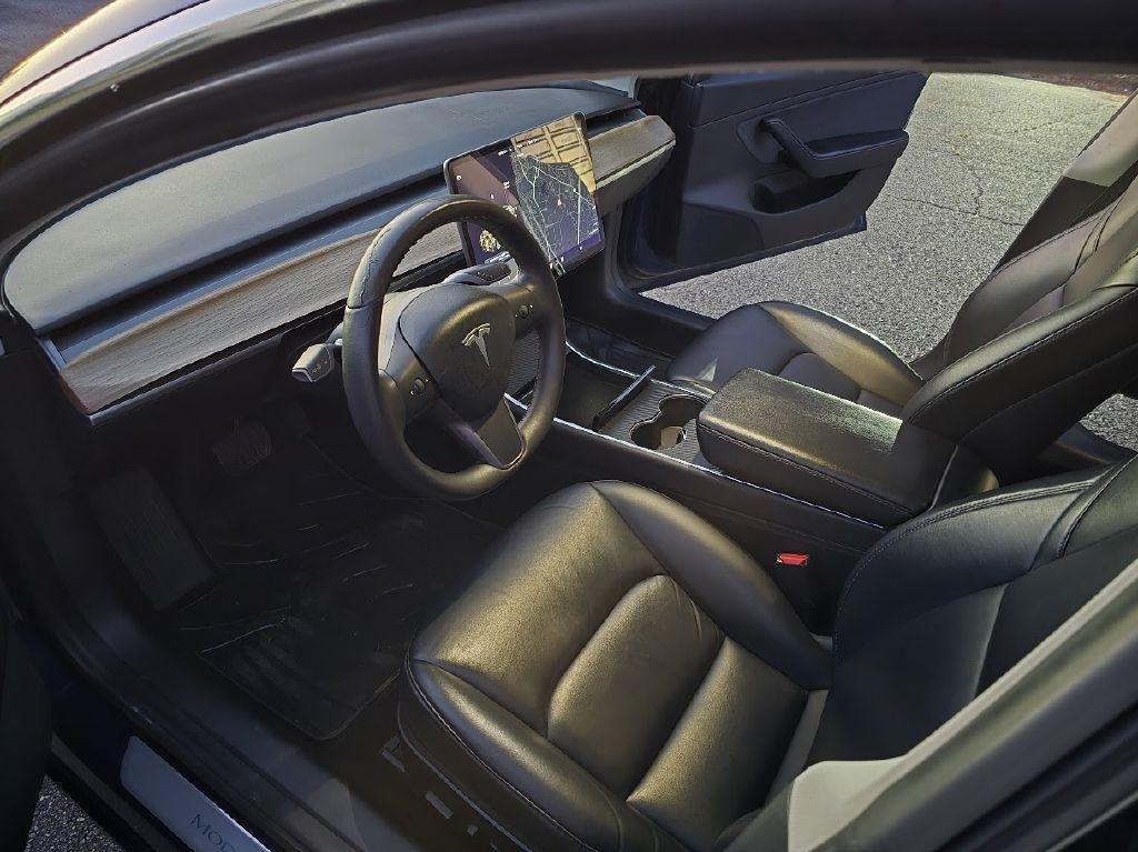 Tesla Model 3 Mid Range 2019