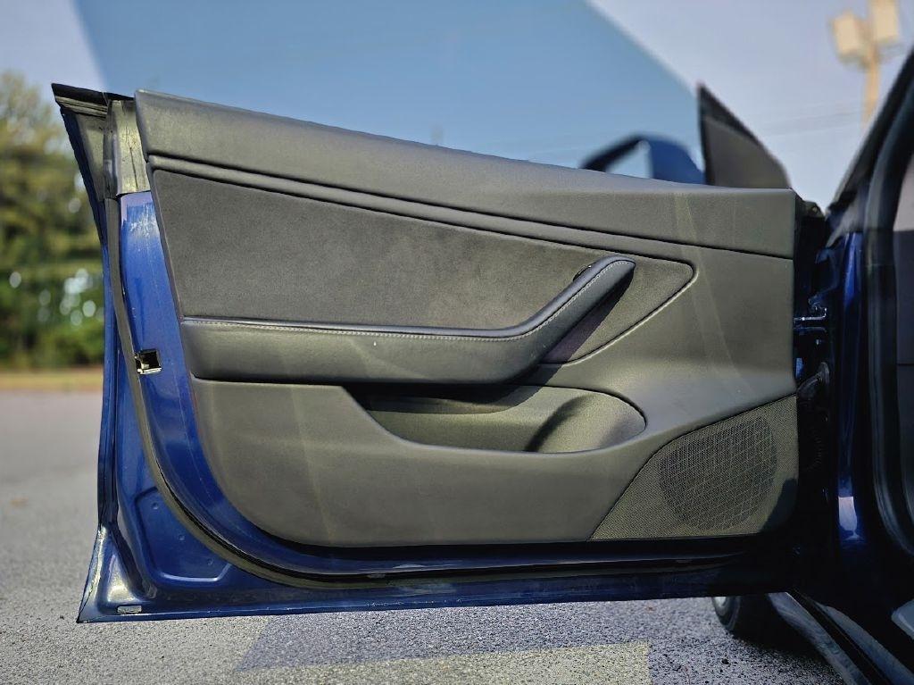 Tesla Model 3 Mid Range 2019