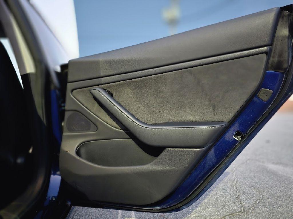 Tesla Model 3 Mid Range 2019