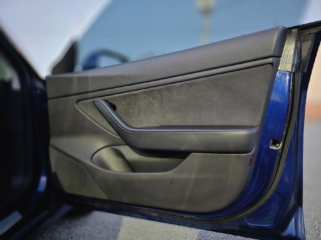 Tesla Model 3 Mid Range 2019