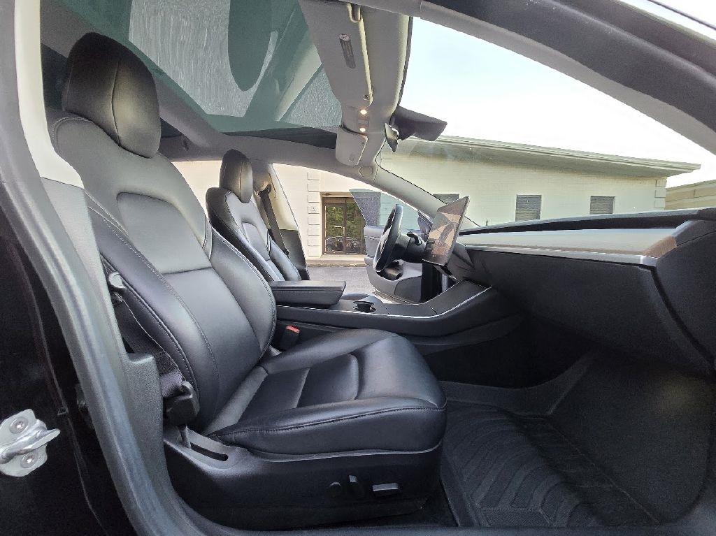 Tesla Model 3 Long Range 2019