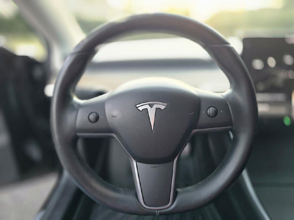 Tesla Model 3 Long Range 2019