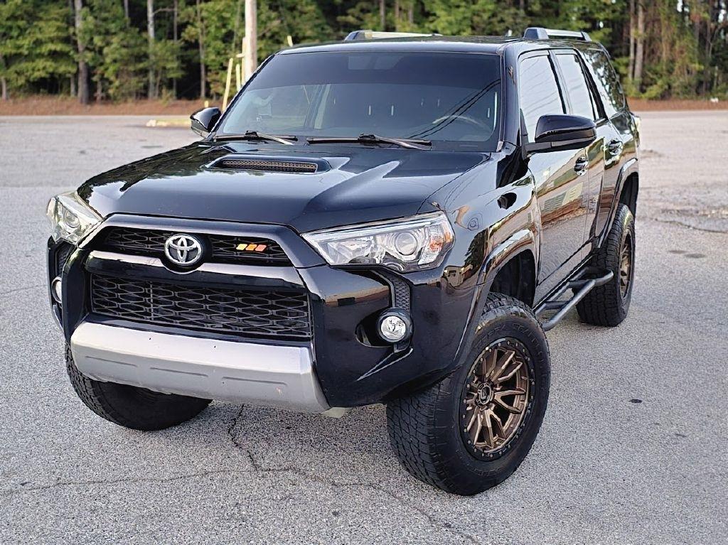 Toyota 4Runner SR5 4WD 2018