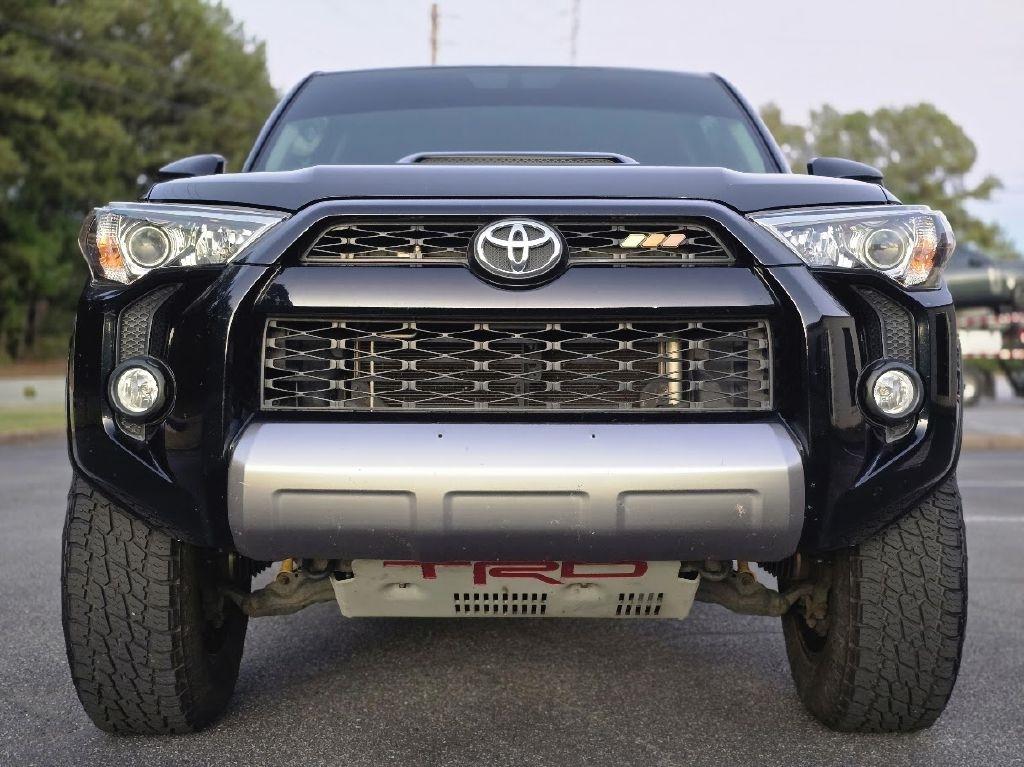 Toyota 4Runner SR5 4WD 2018