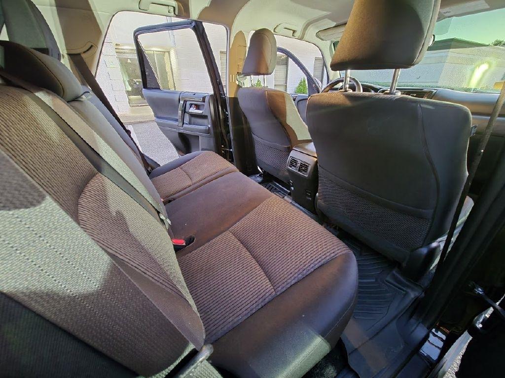 Toyota 4Runner SR5 4WD 2018