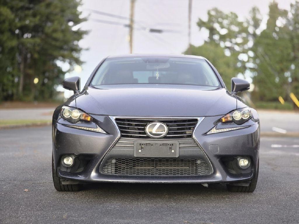 Lexus IS 200t 2016