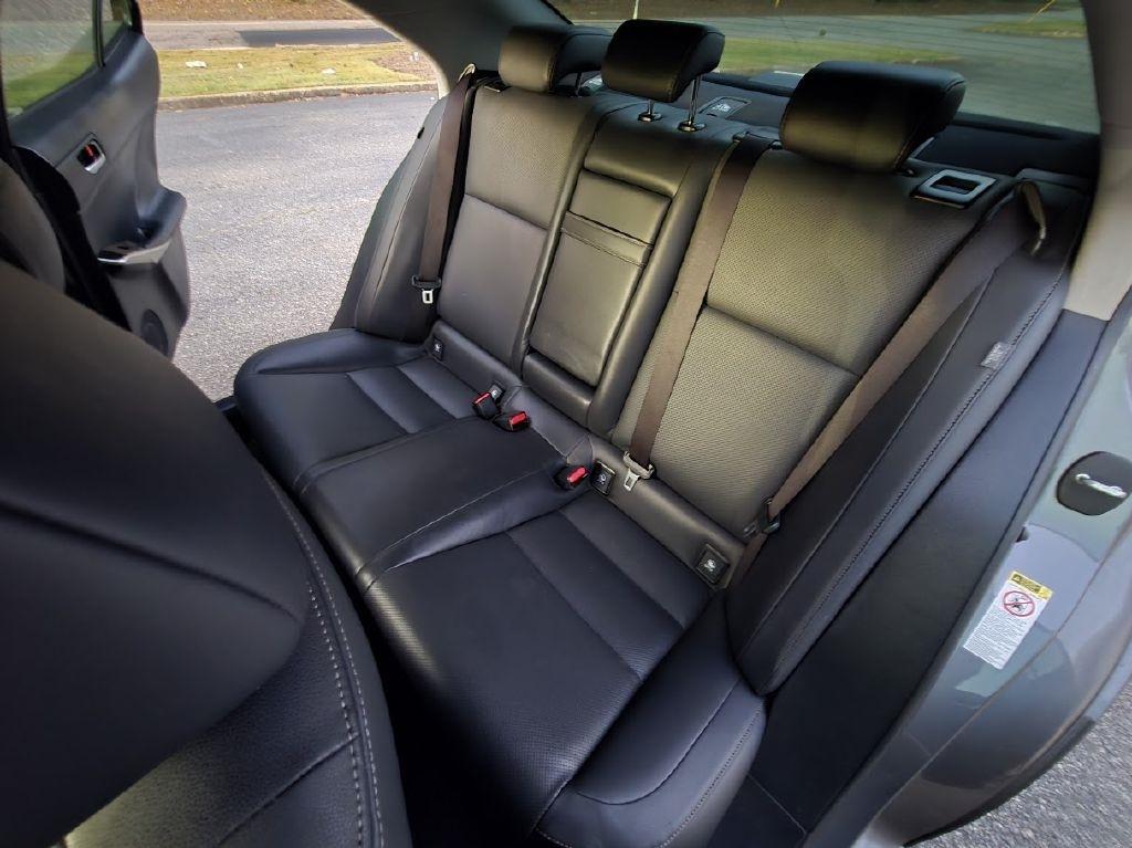 Lexus IS 200t 2016