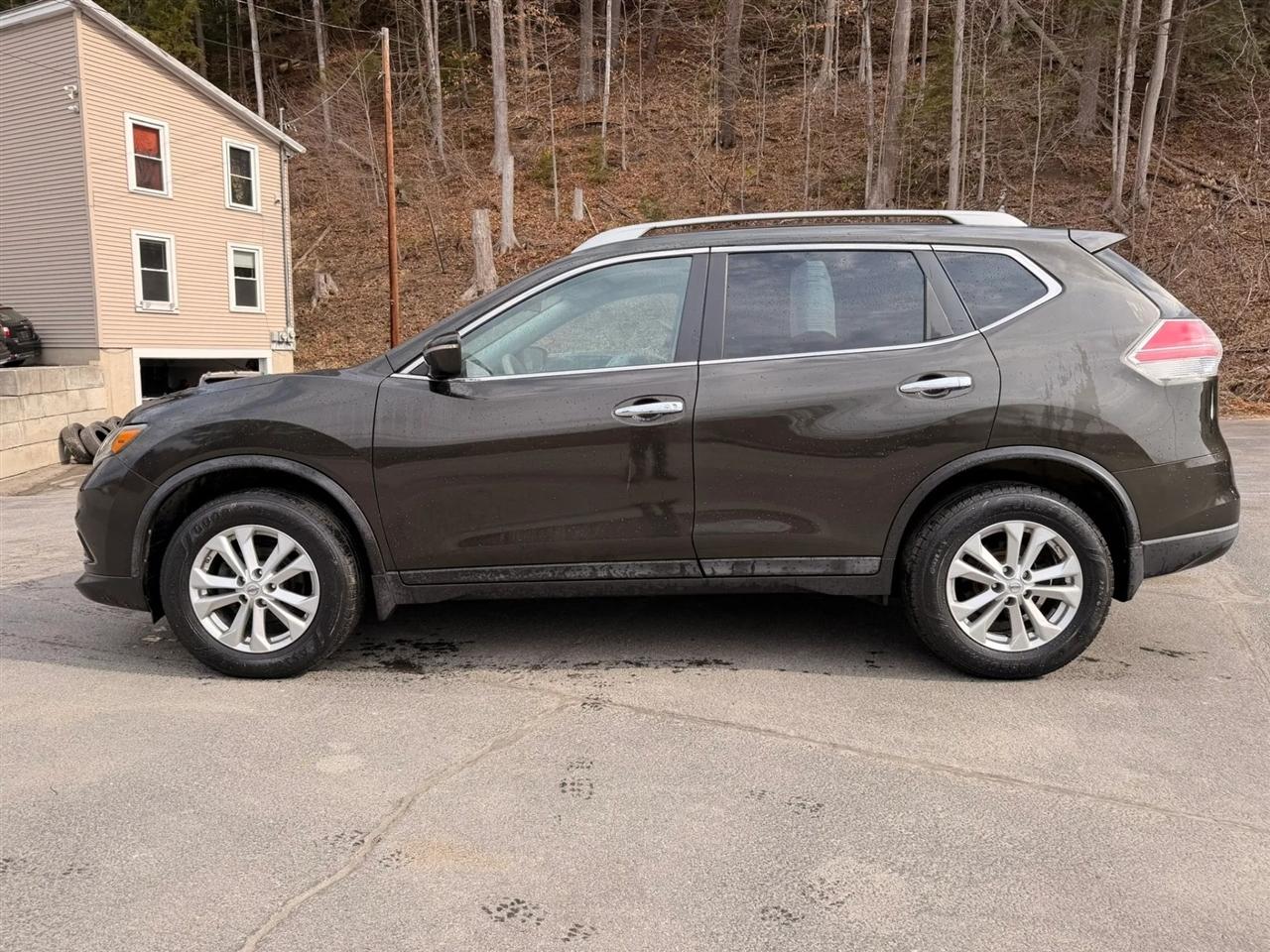 Nissan Rogue  2014