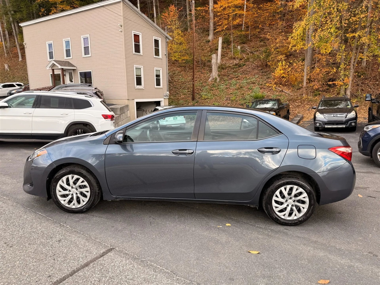 Toyota Corolla  2017 Toyota Corolla  2017