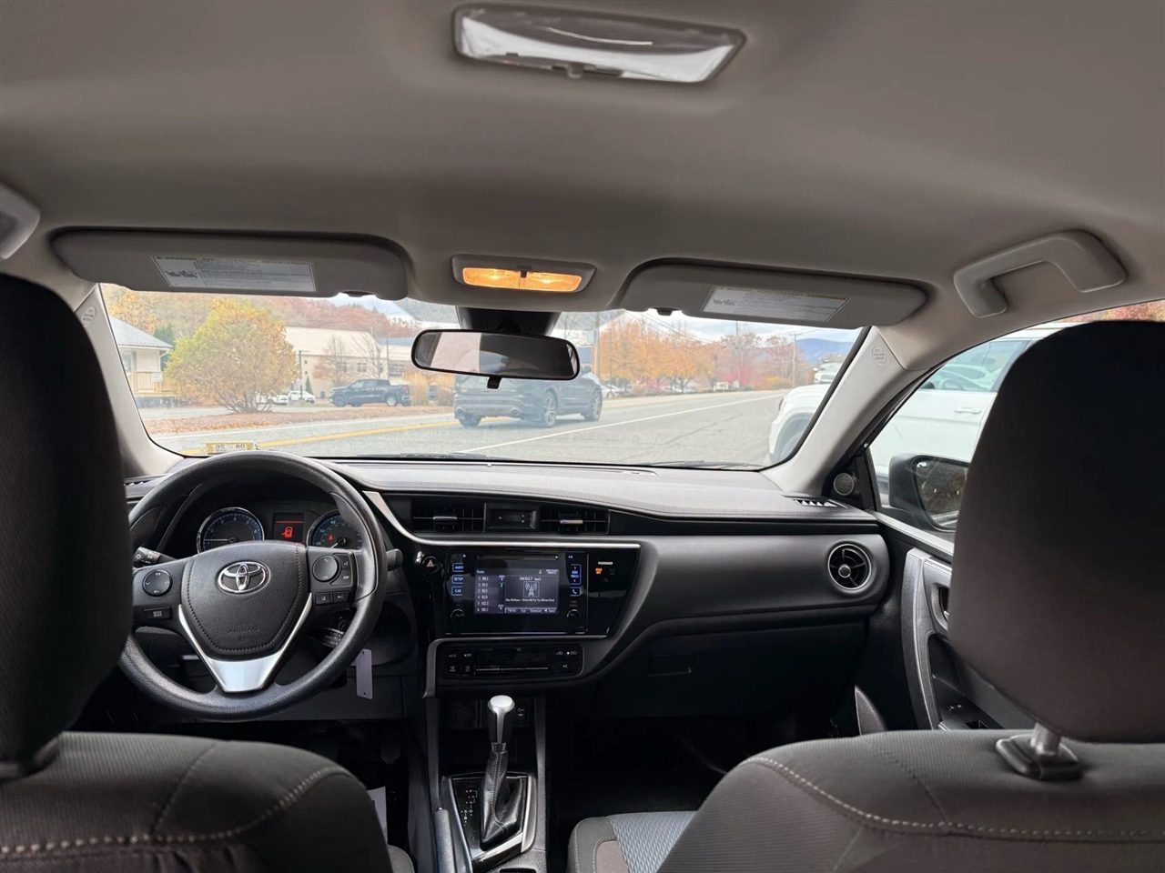 Toyota Corolla  2017 Toyota Corolla  2017