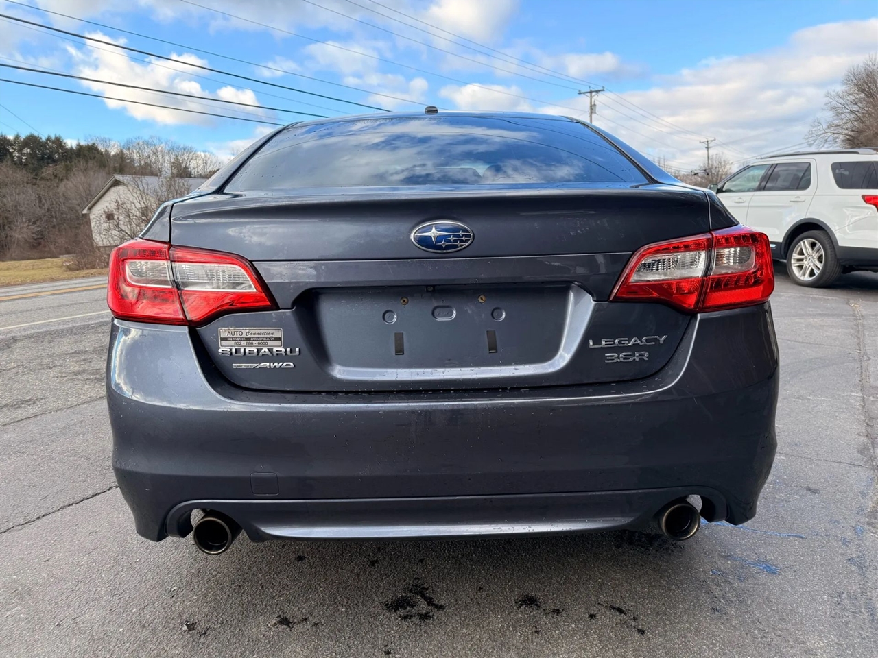 Subaru Legacy  2015