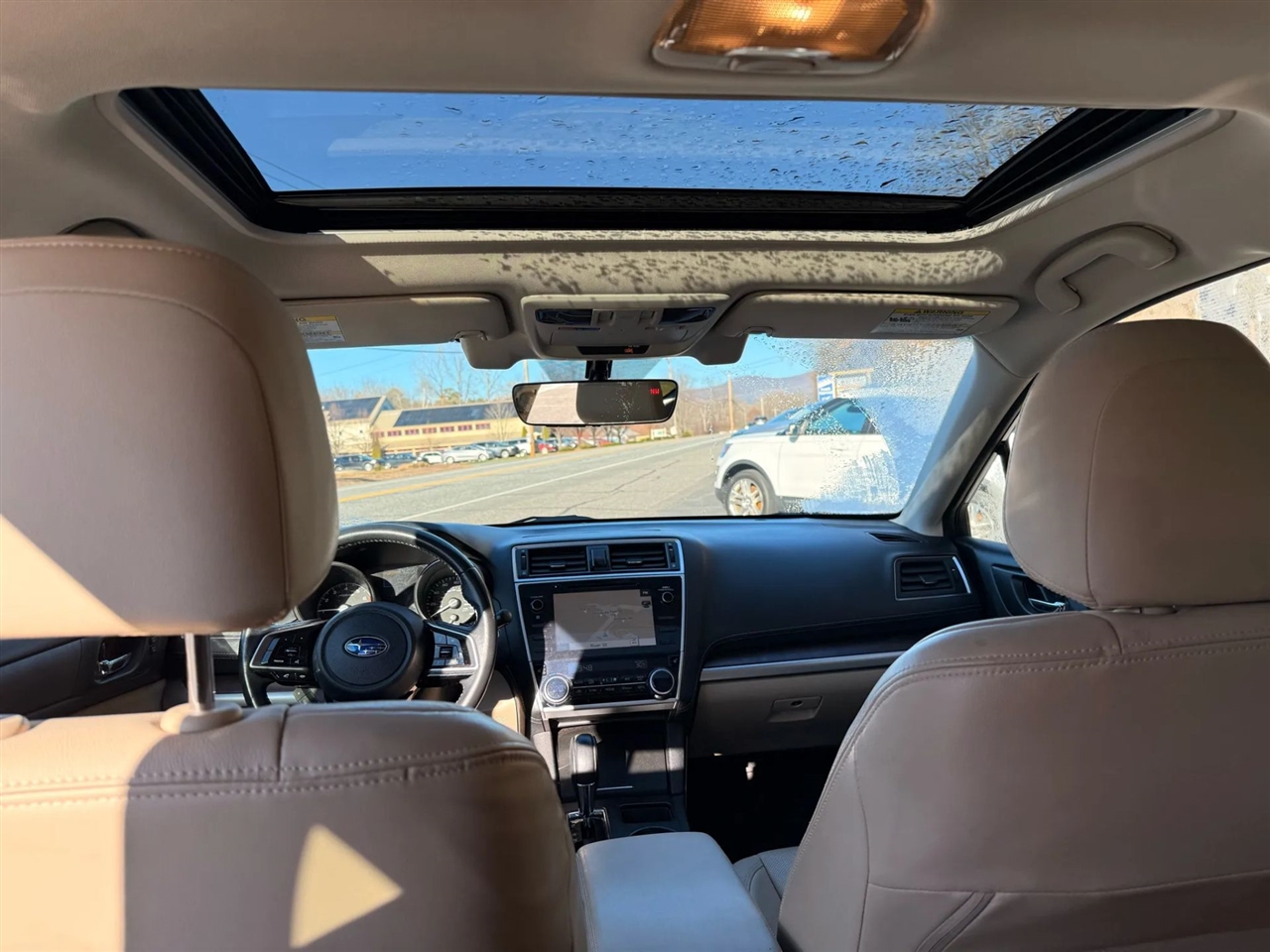 Subaru Outback  2018