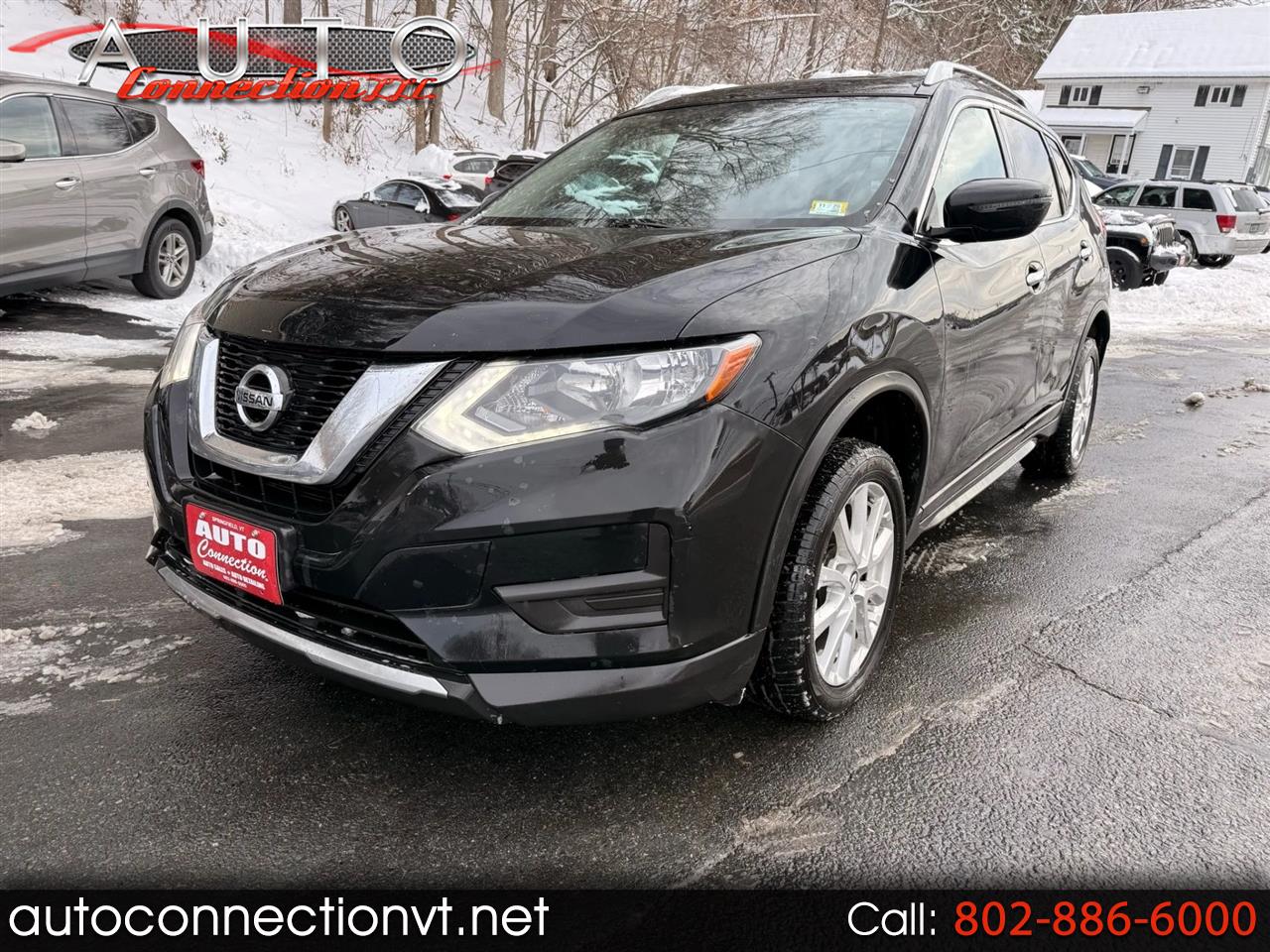 2017 Nissan Rogue SV Sport Utility 4D