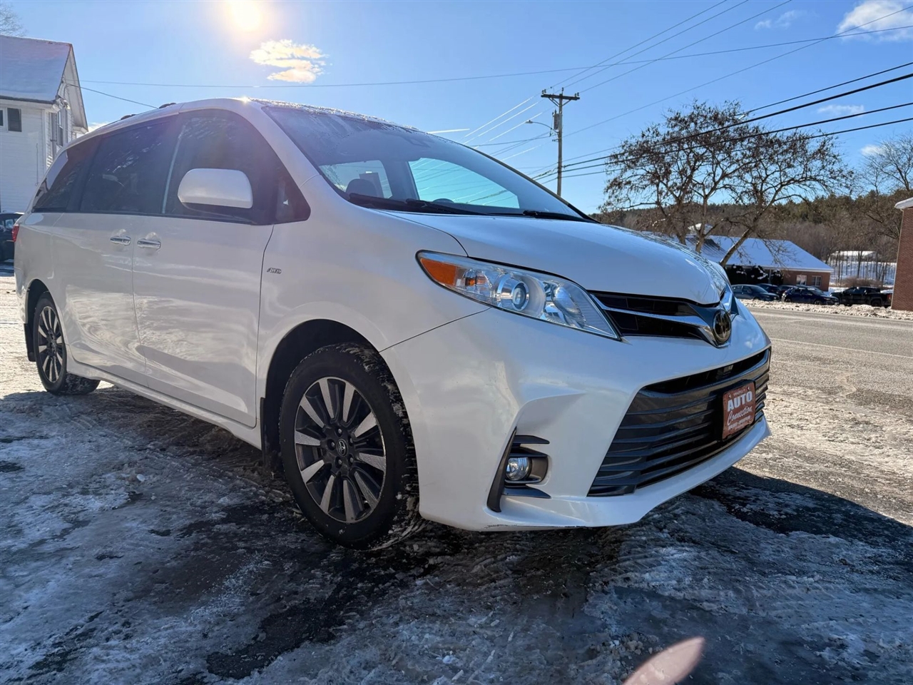 Toyota Sienna  2019