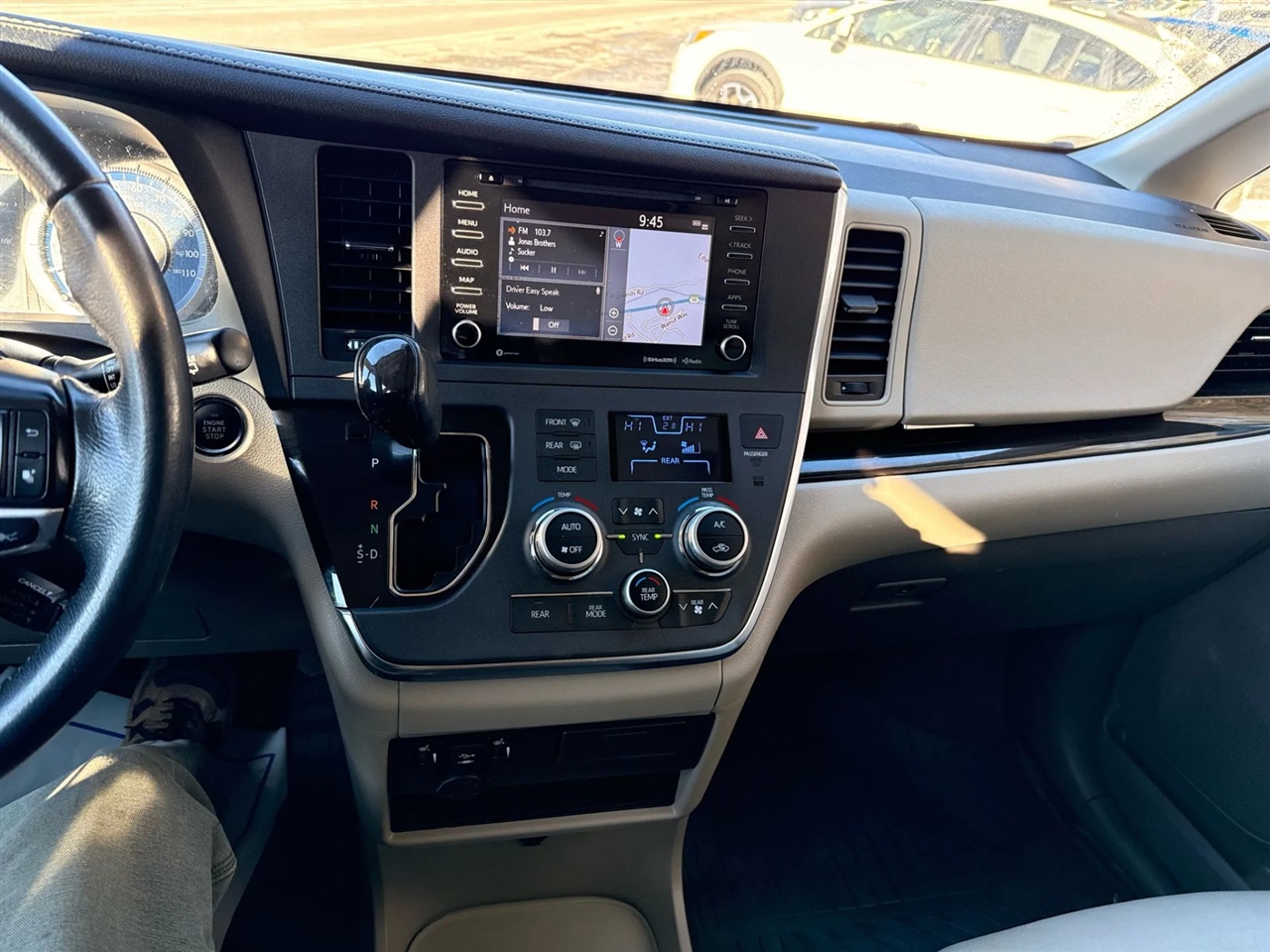 Toyota Sienna  2019