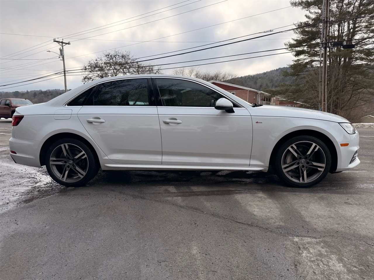 Audi A4  2018