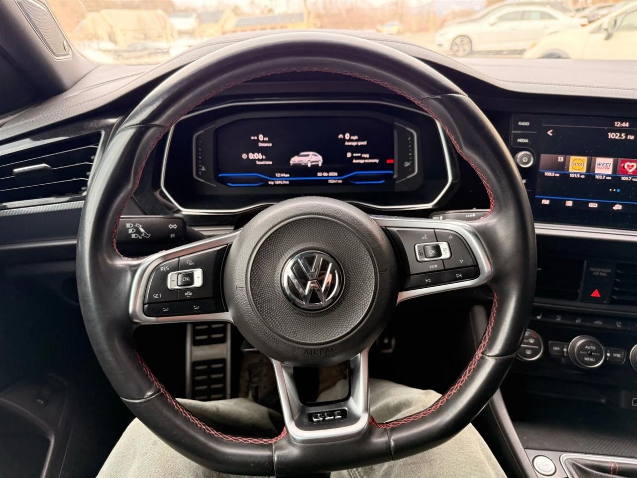 Volkswagen Jetta  2019