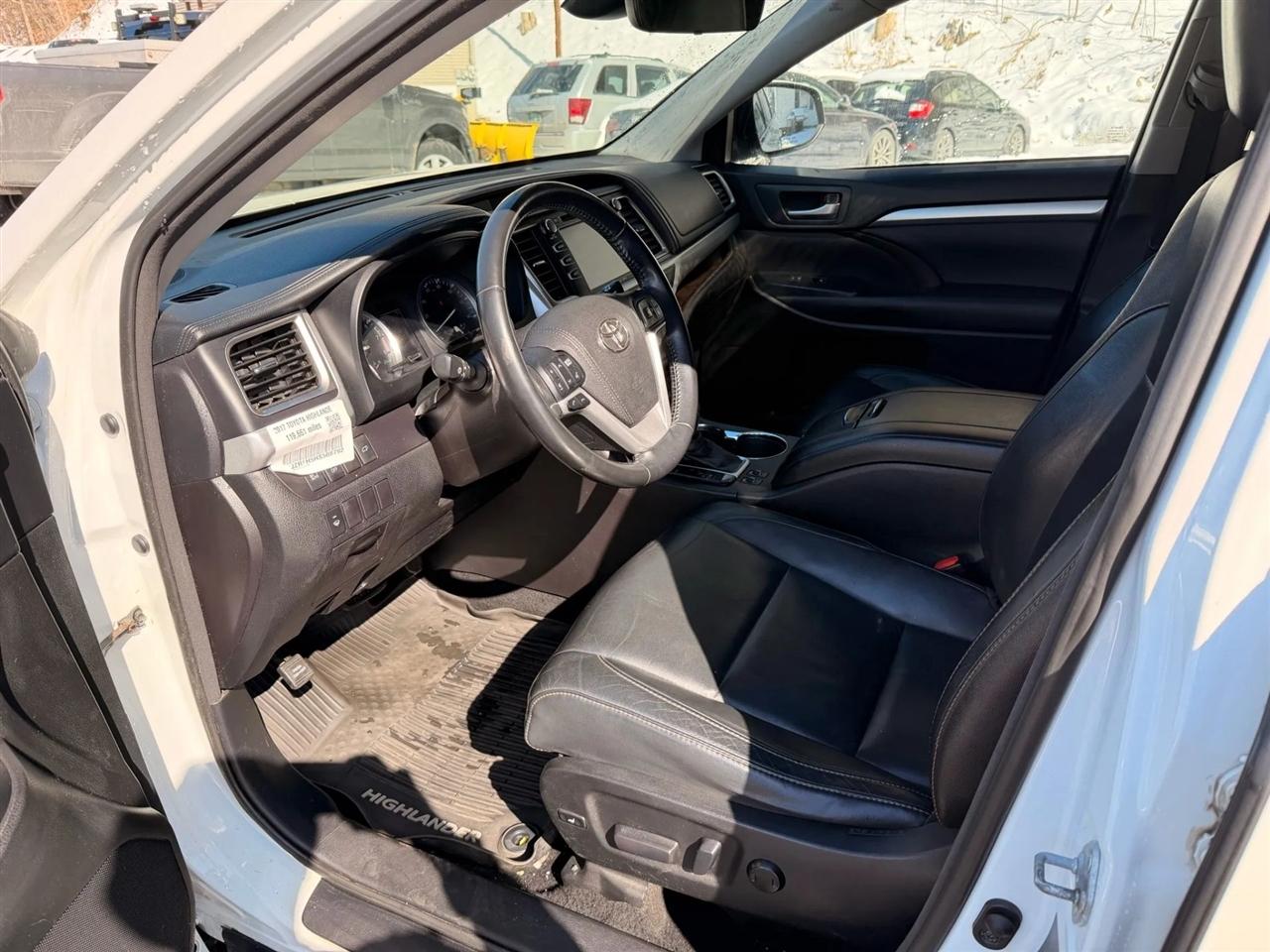 Toyota Highlander  2017