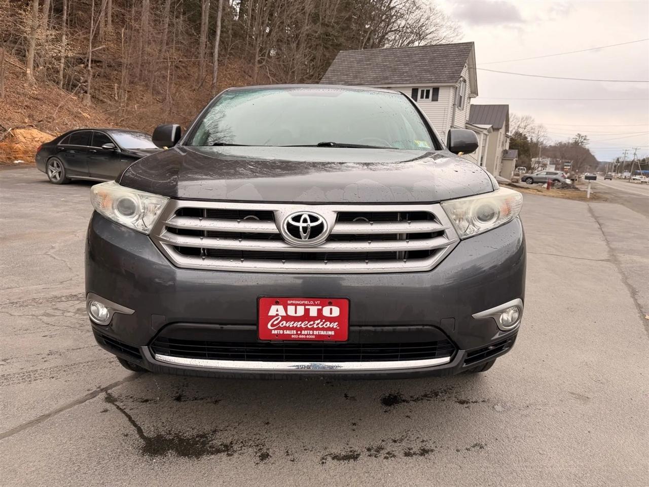 Toyota Highlander  2012