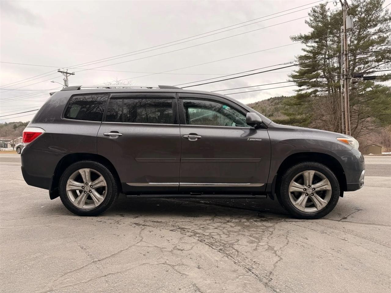 Toyota Highlander  2012