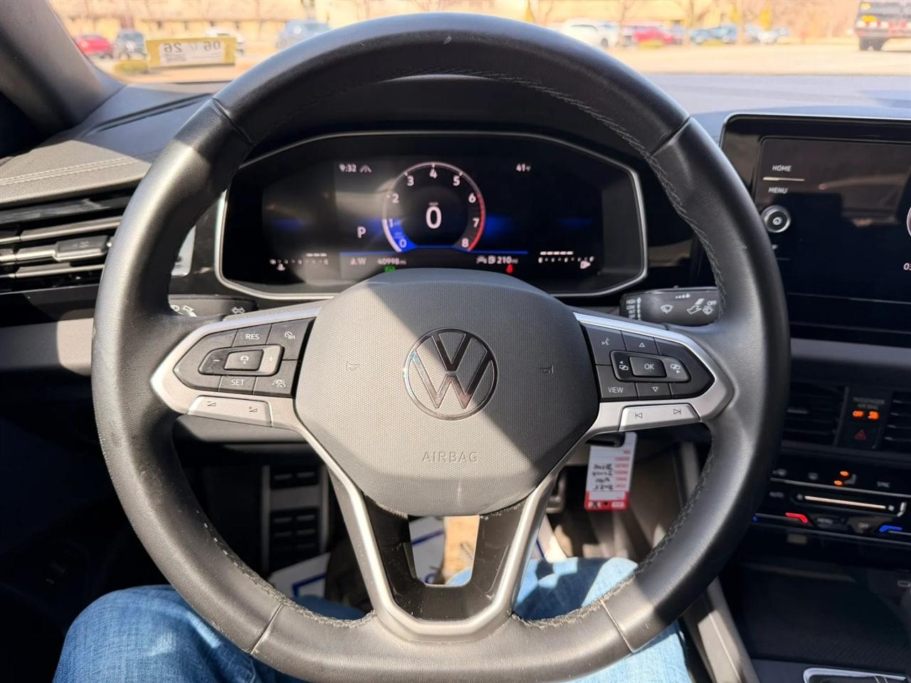 Volkswagen Jetta  2025