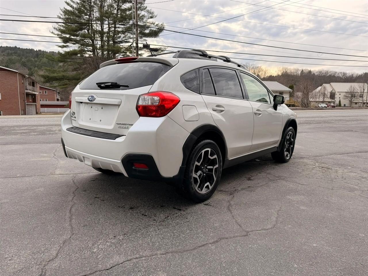 Subaru Crosstrek  2016