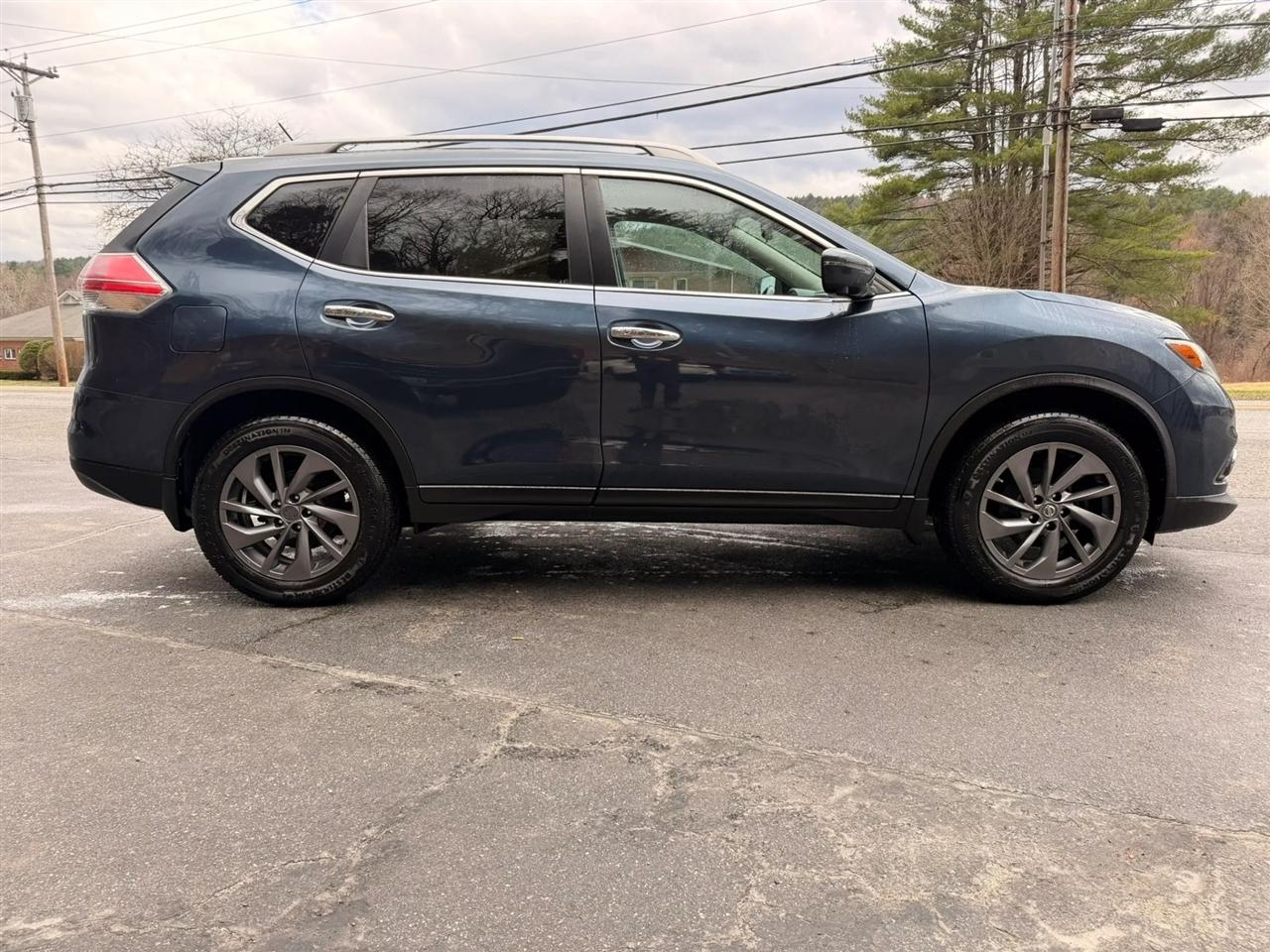 Nissan Rogue  2016