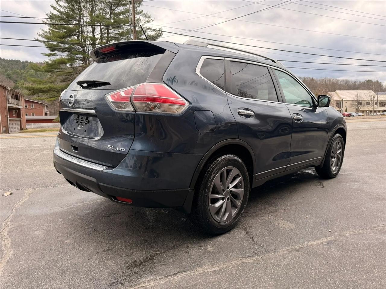 Nissan Rogue  2016