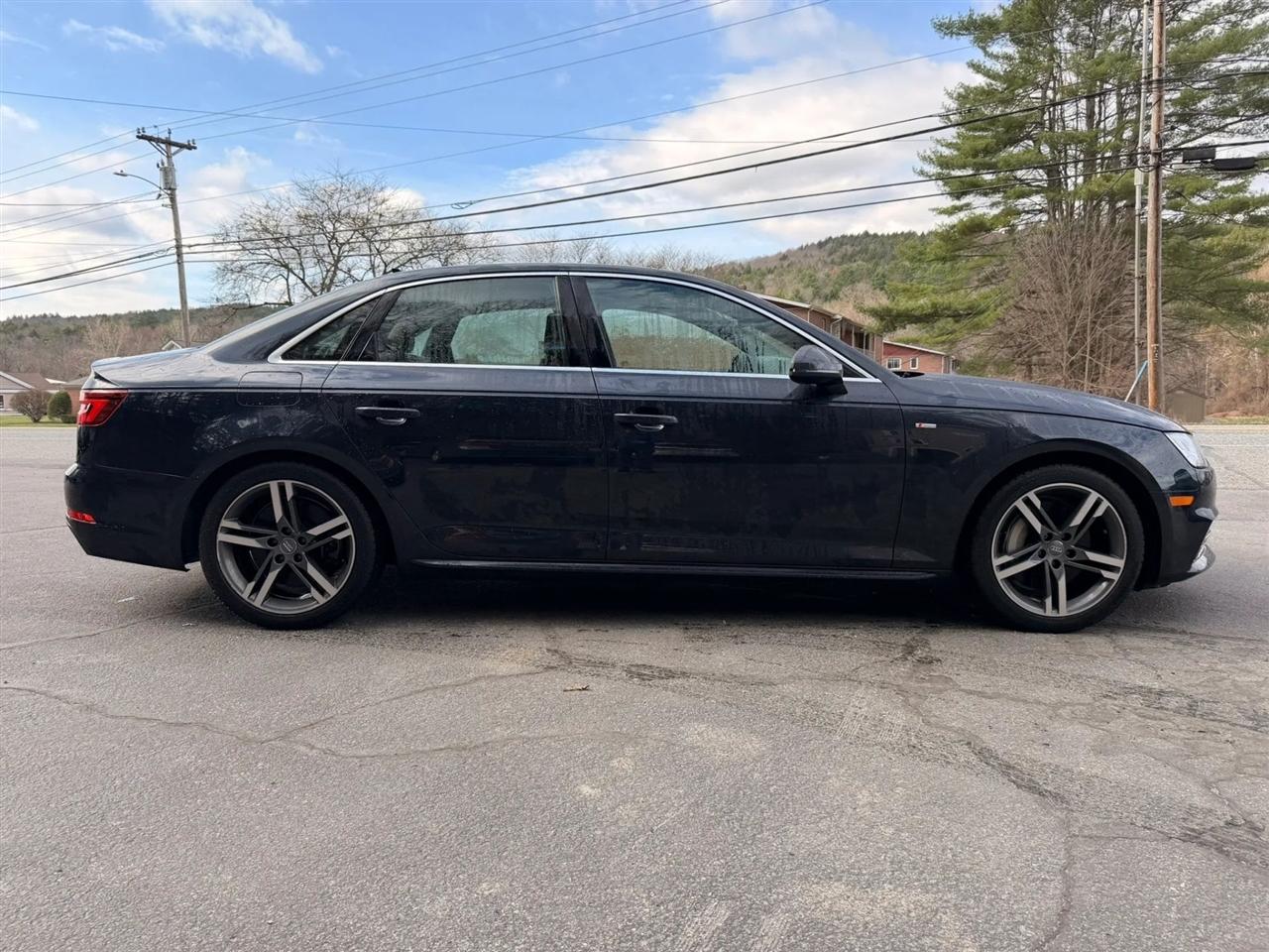 Audi A4  2018