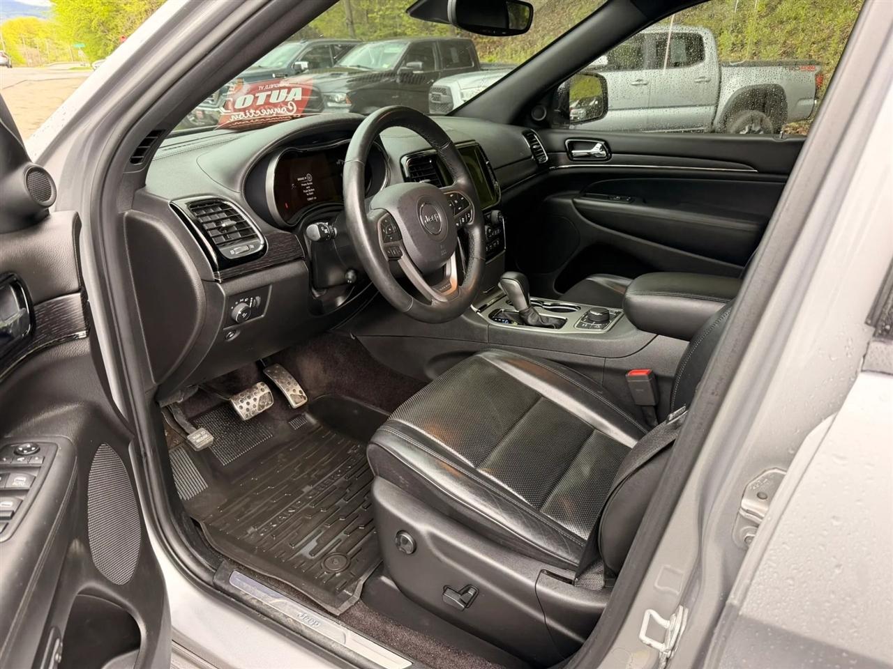 Jeep Grand Cherokee  2019