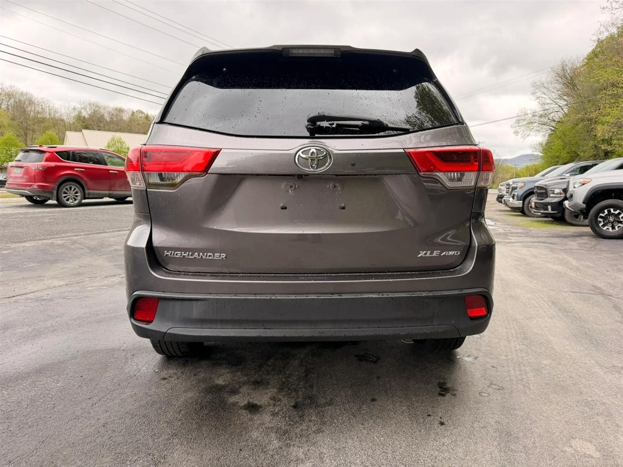 Toyota Highlander  2017