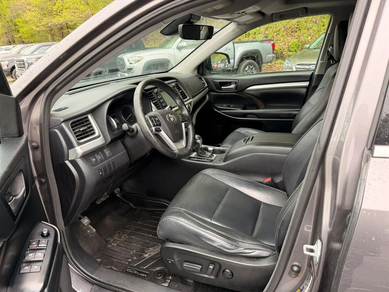 Toyota Highlander  2017