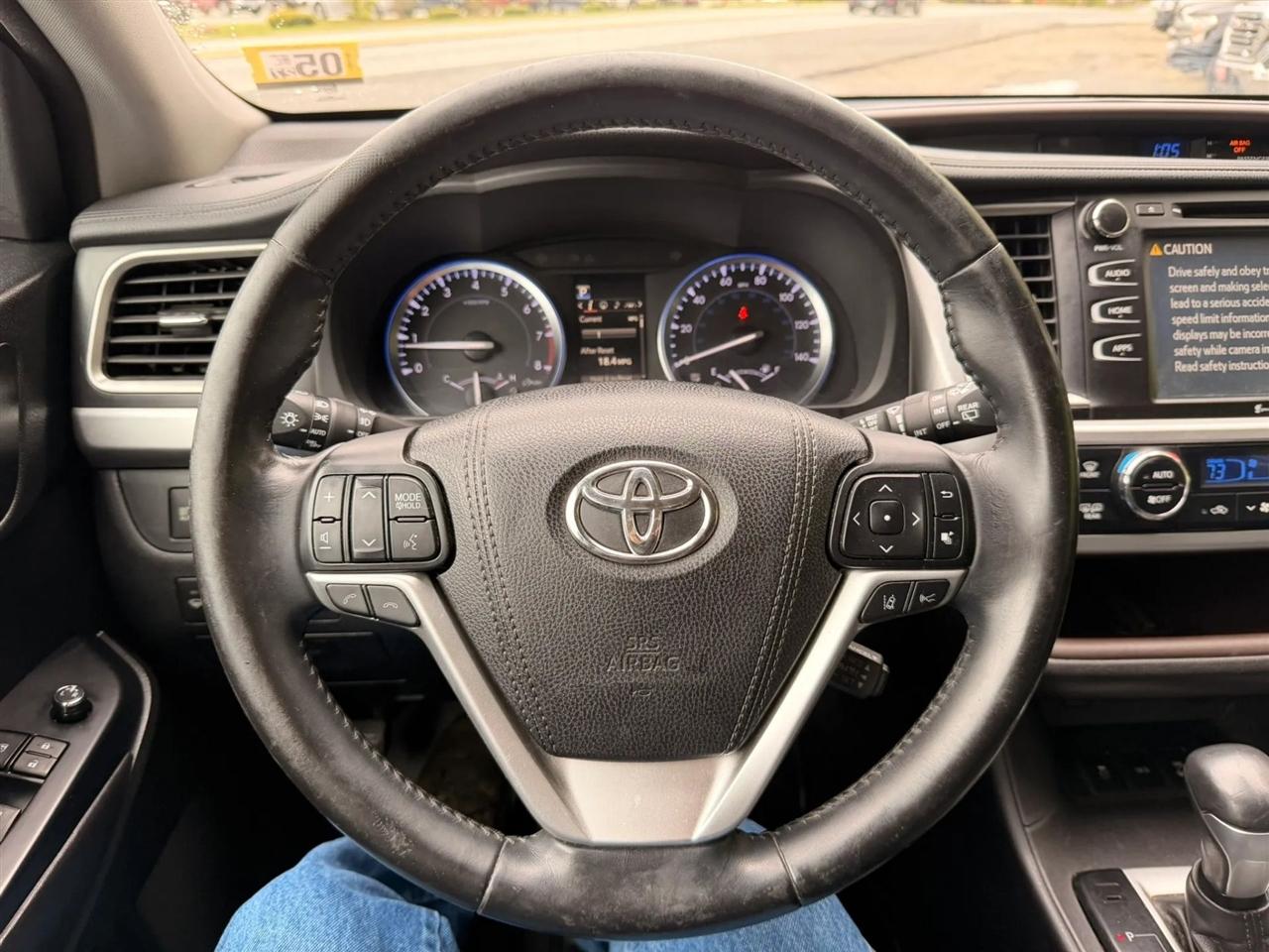 Toyota Highlander  2017