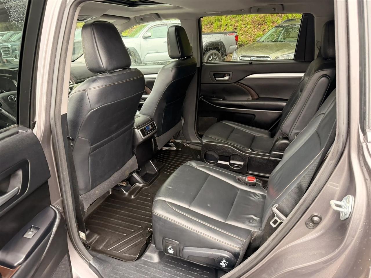 Toyota Highlander  2017
