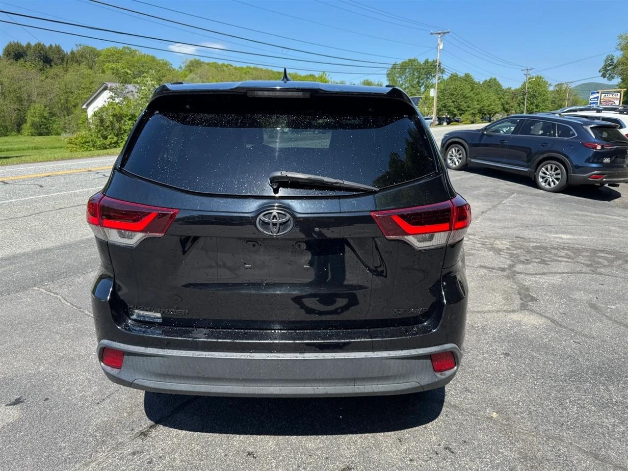 Toyota Highlander  2019