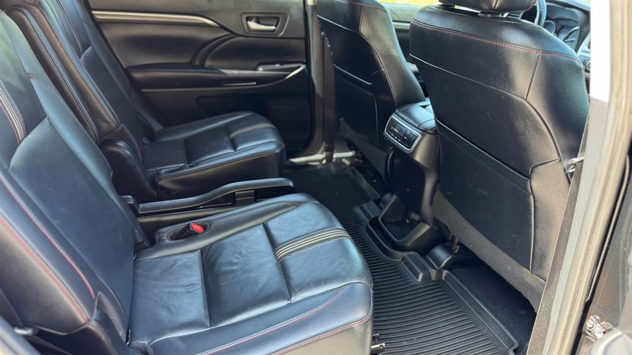 Toyota Highlander  2019