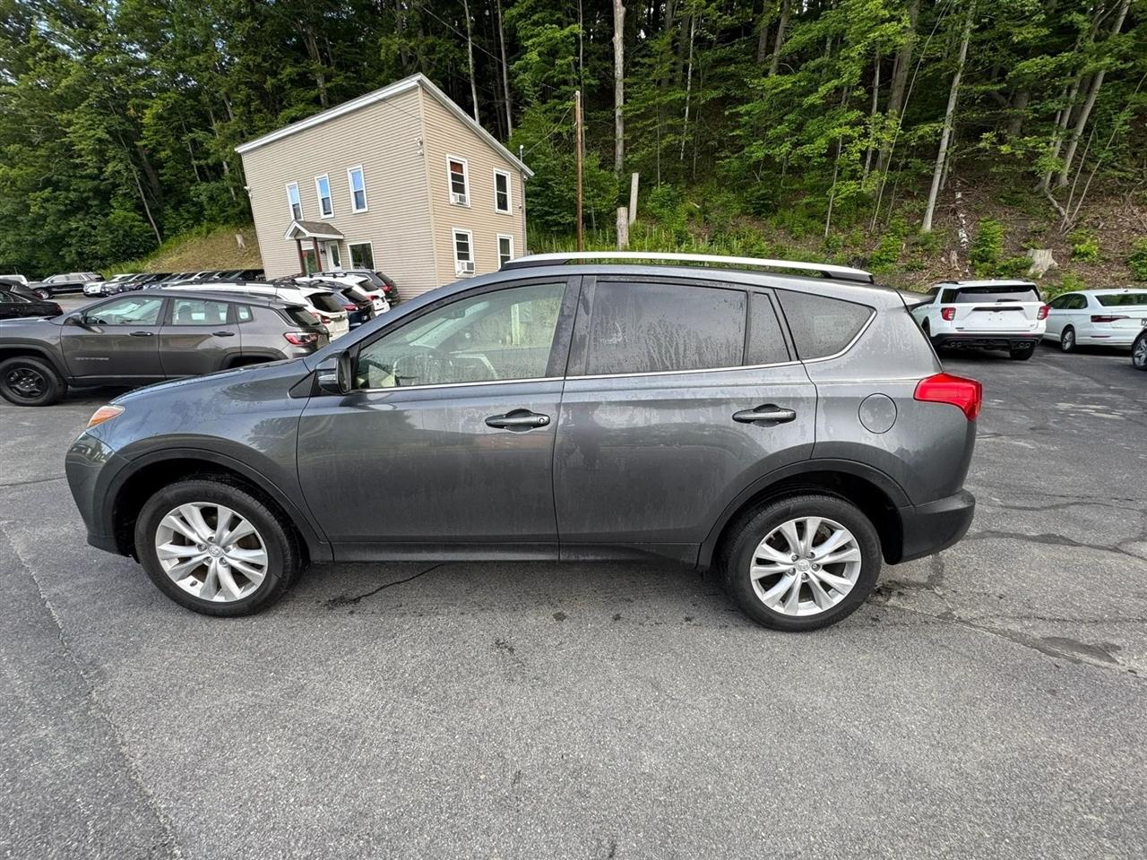 Toyota RAV4  2015