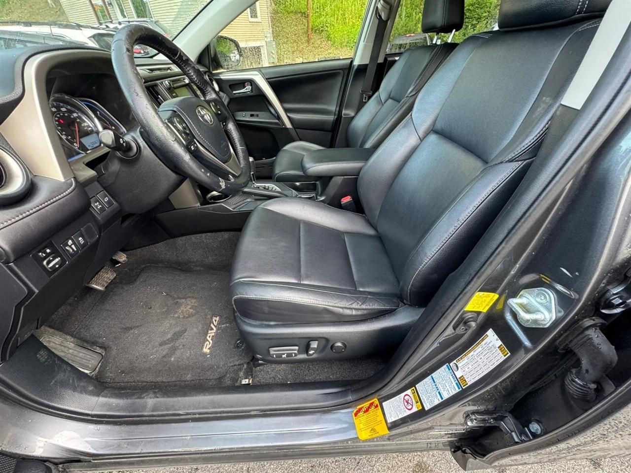Toyota RAV4  2015