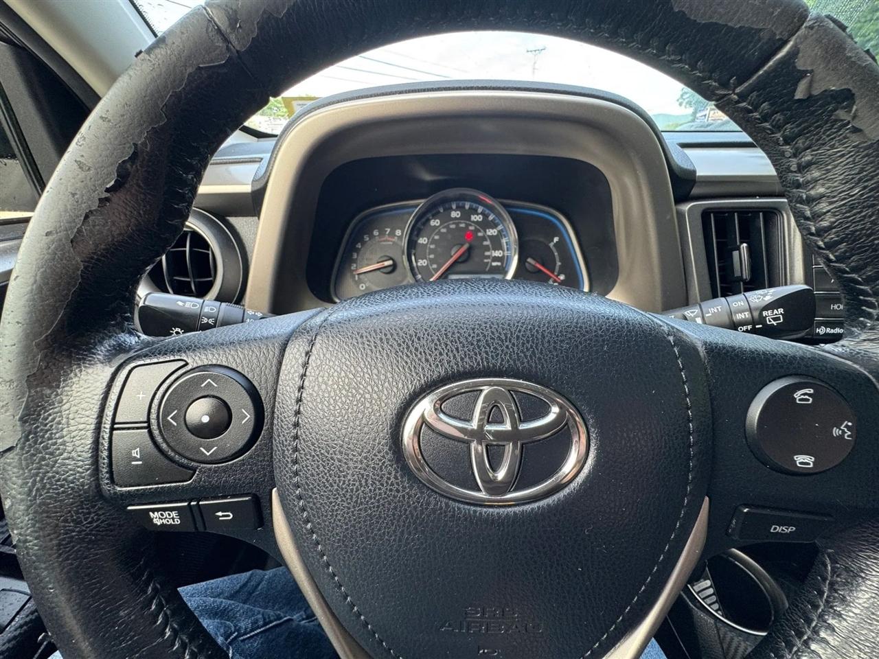 Toyota RAV4  2015