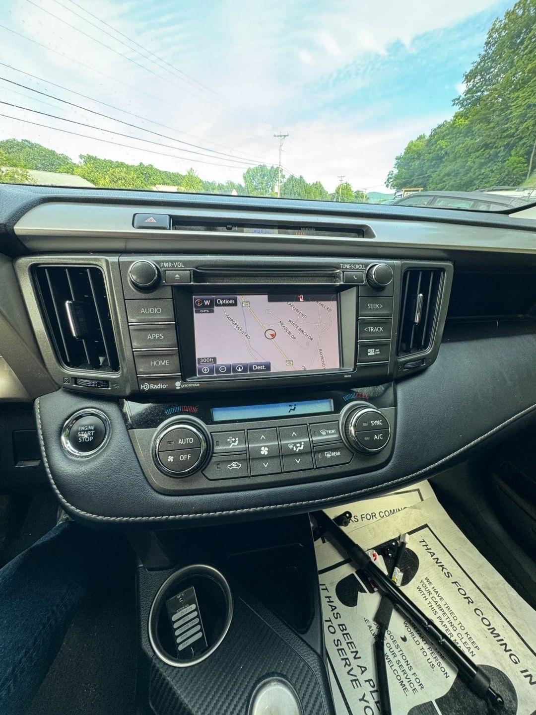 Toyota RAV4  2015
